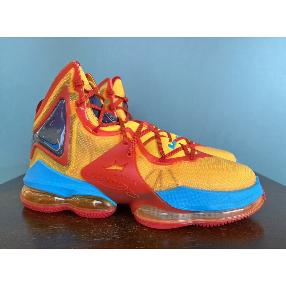 Nike Lebron 19 "Space Jam Tune Squad" Basketball Shoe… Gem